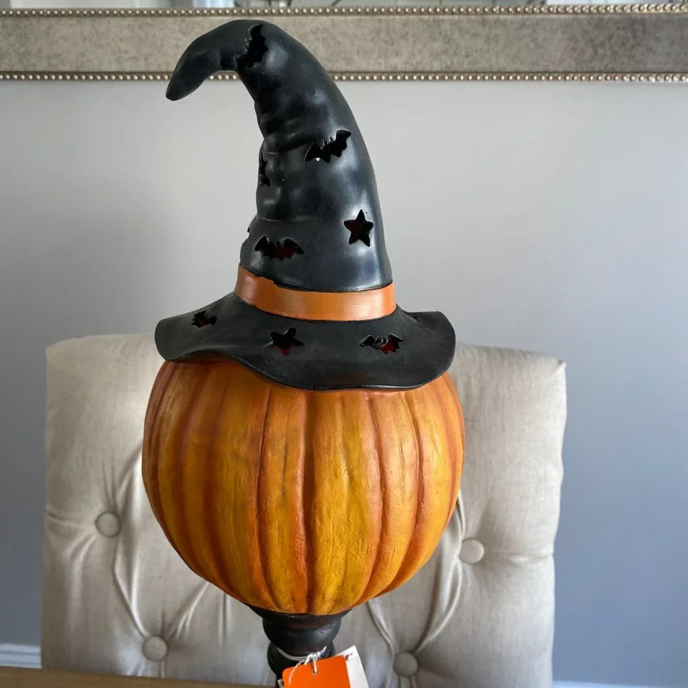 Pumpkin-Head Jack-O-Lantern LED Pedestal Lamp 20